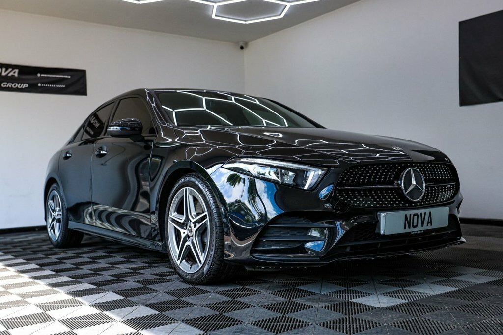 Mercedes-Benz A Class 2L Amg Line WF21YKT Black #4
