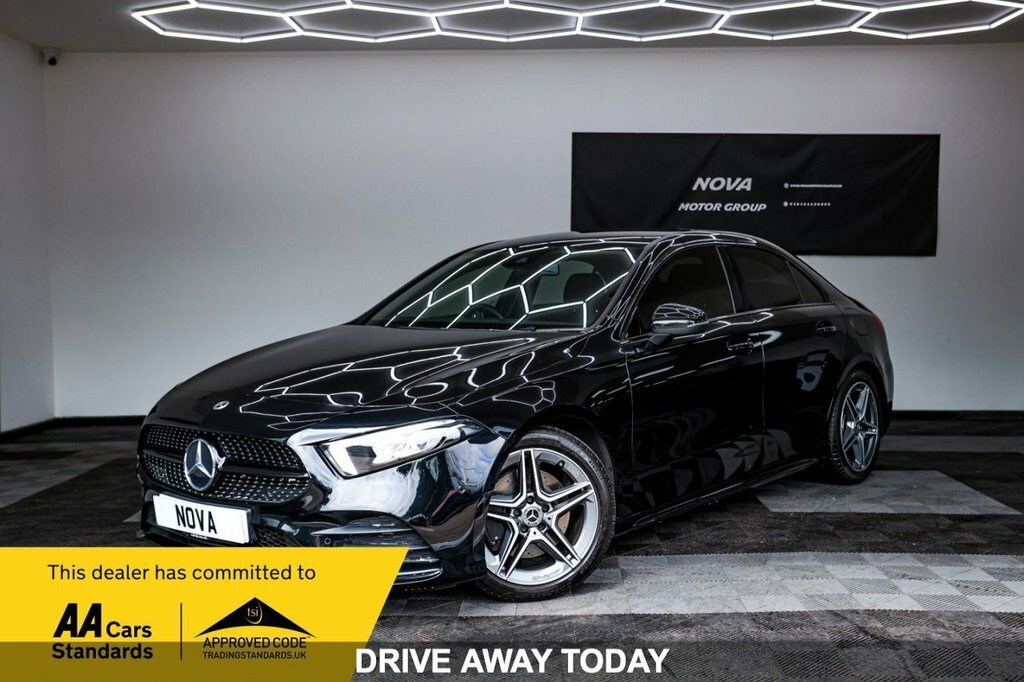 Mercedes-Benz A Class 2L Amg Line Black