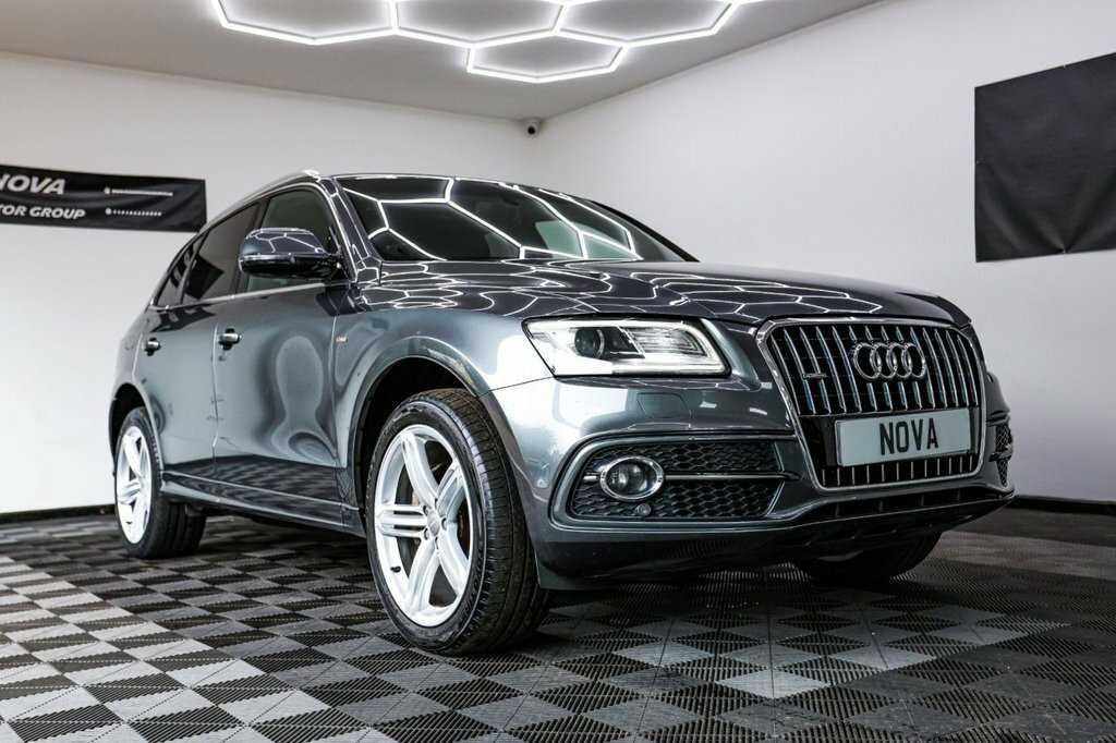 Audi Q5 2L S Line Plus DL66HTX Grey #3