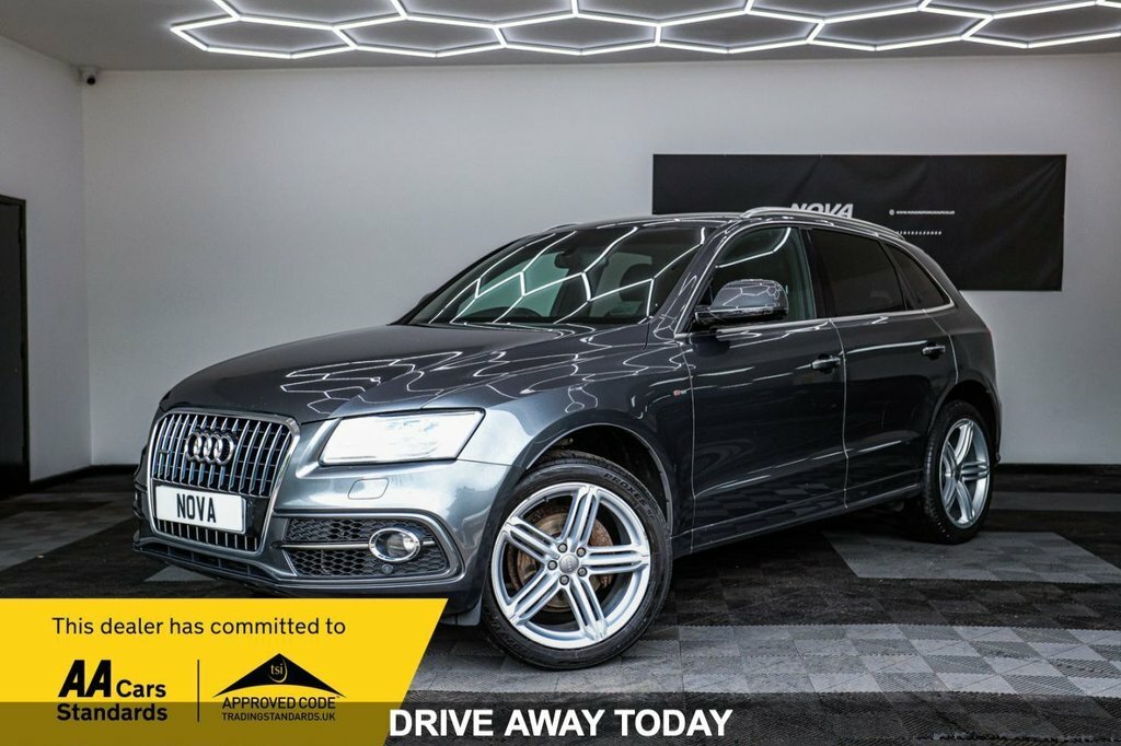 Audi Q5 2L S Line Plus Grey