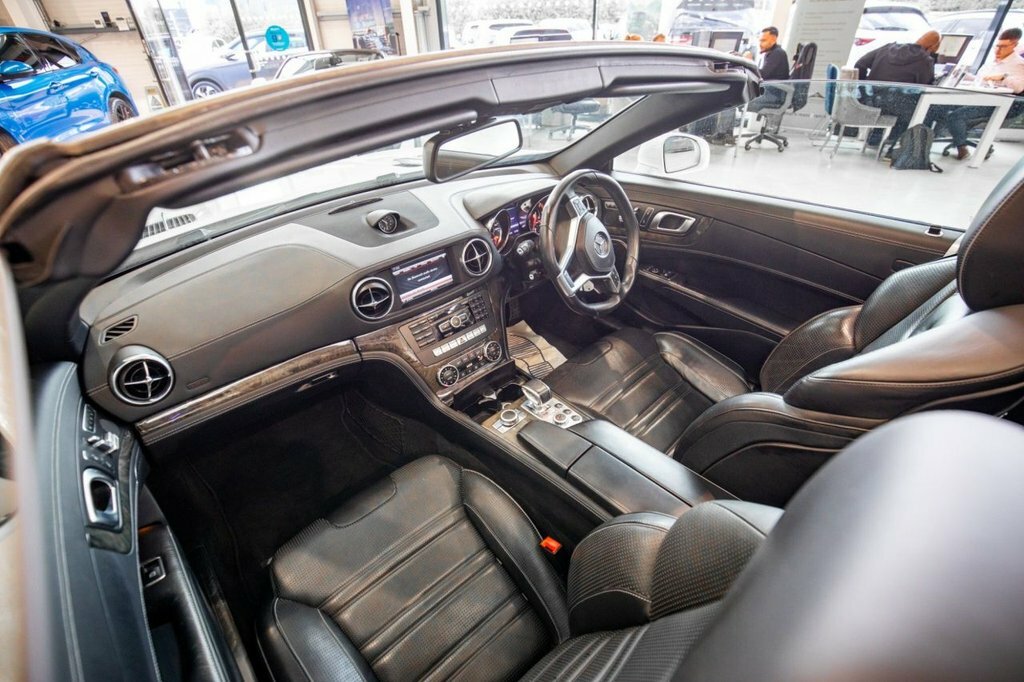 Mercedes-Benz SL Class 5.5L Amg White