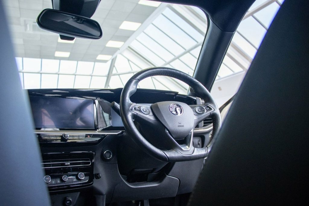 Vauxhall Mokka-e Suv HT71NDV White #2
