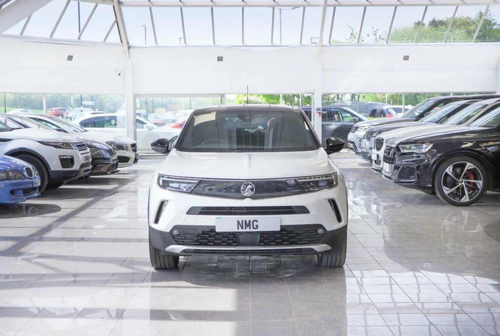 Vauxhall Mokka-e Suv HT71NDV White #6
