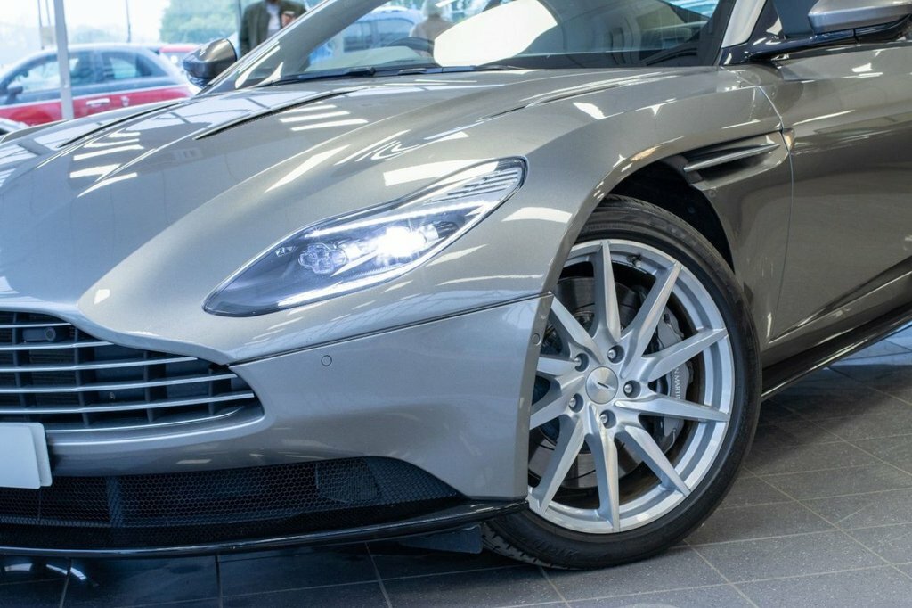 Aston Martin DB11 5.2L Null Silver #5