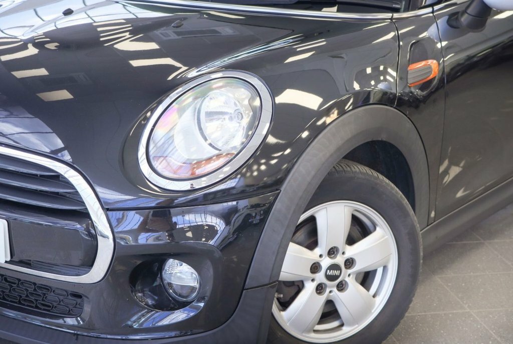 Mini Hatch 1.5L Cooper NJ66HJY Black #4