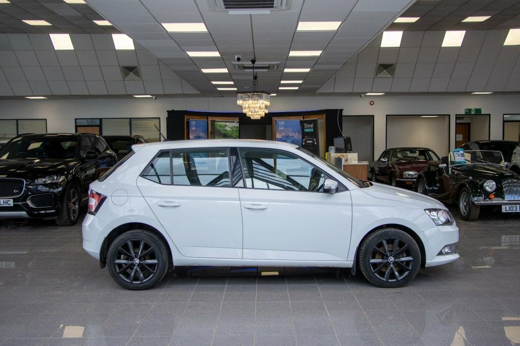 Skoda Fabia 1L Redline SC67OEZ White #5