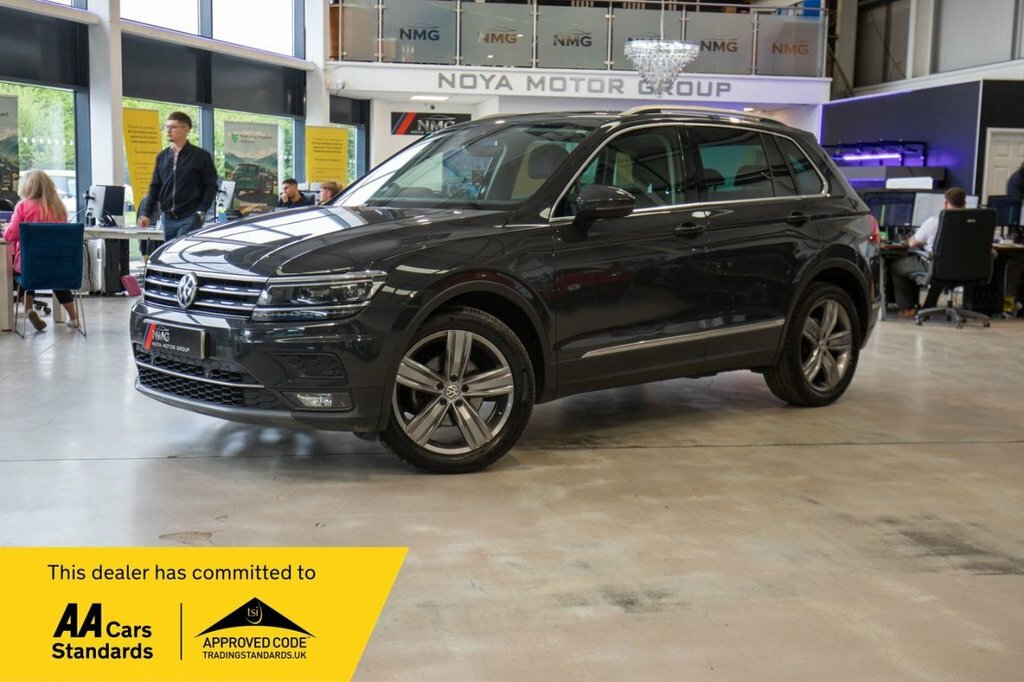 Volkswagen Tiguan 2L Sel Grey
