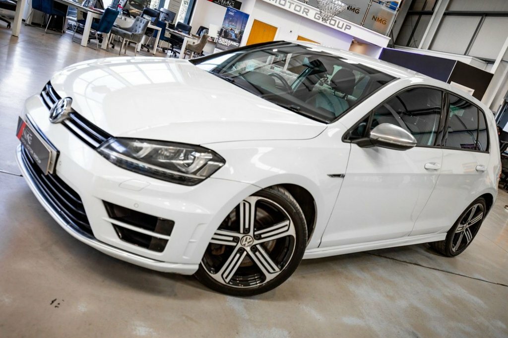 Volkswagen Golf 2L R DY64VUV White #4