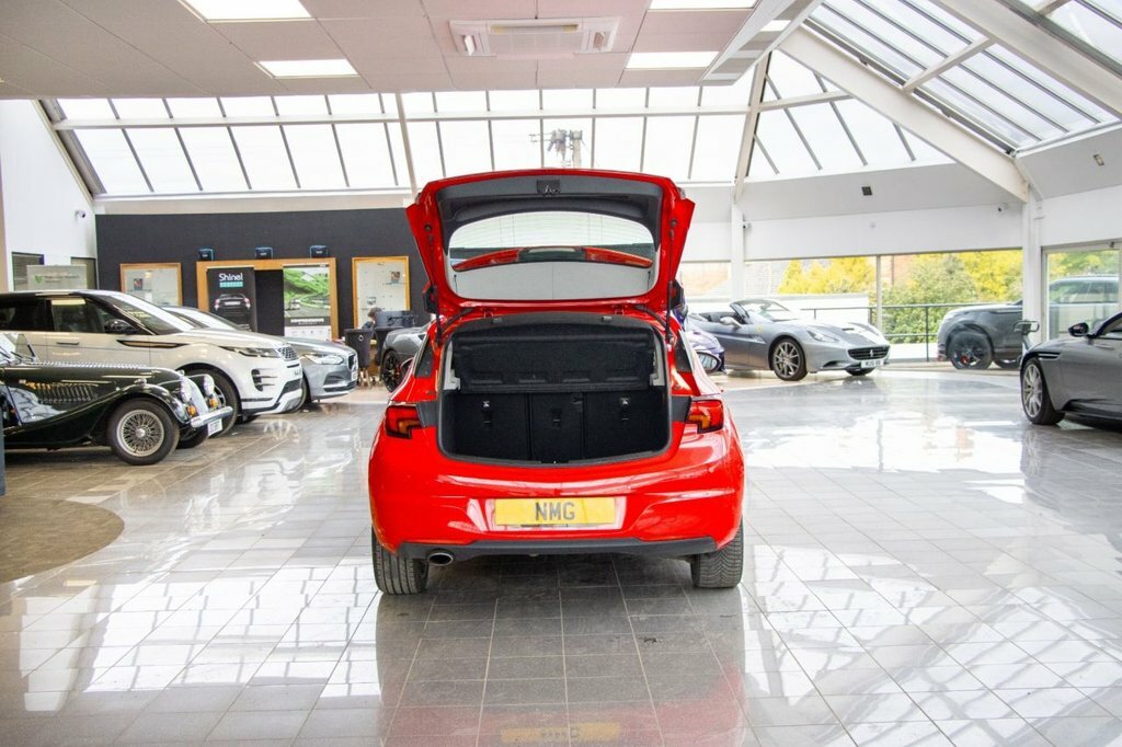 Vauxhall Astra 1.6L Elite Nav SC16WBX Red #5