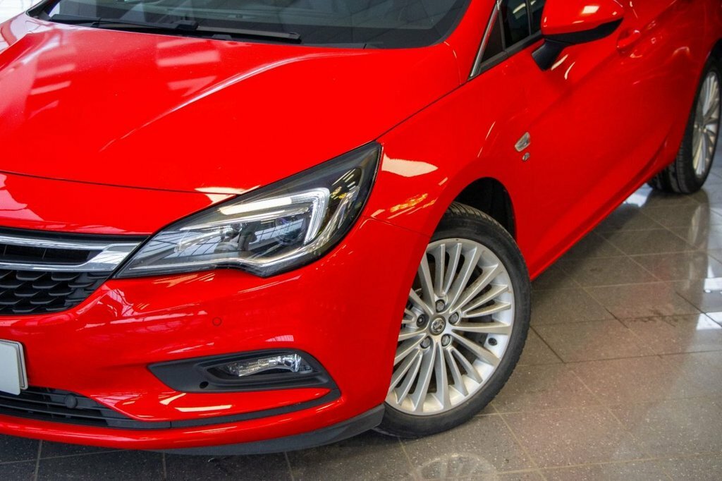 Vauxhall Astra 1.6L Elite Nav SC16WBX Red #3