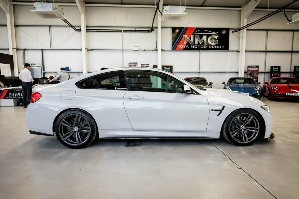 BMW M4 3L Null White #6