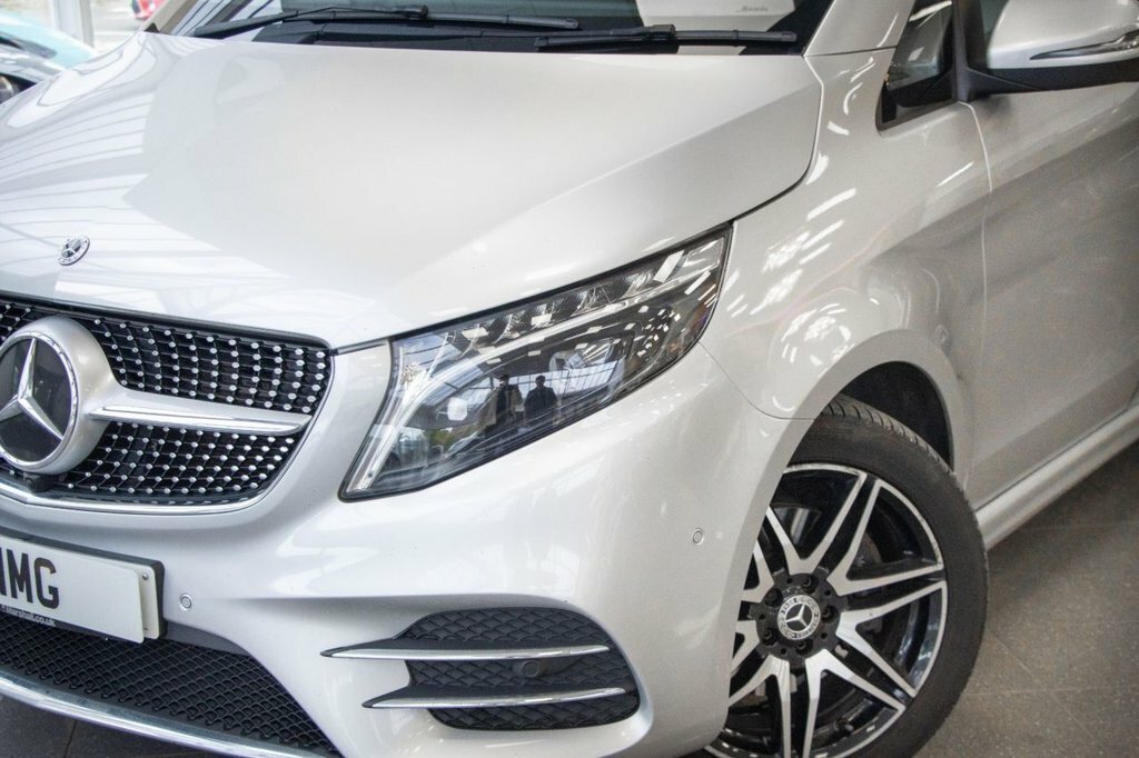 Mercedes-Benz V Class 2L Amg Line PF72NNV Silver #5