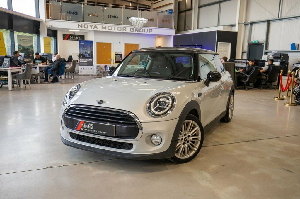 Mini Hatch 1.5L Cooper CV68EOK Silver #4