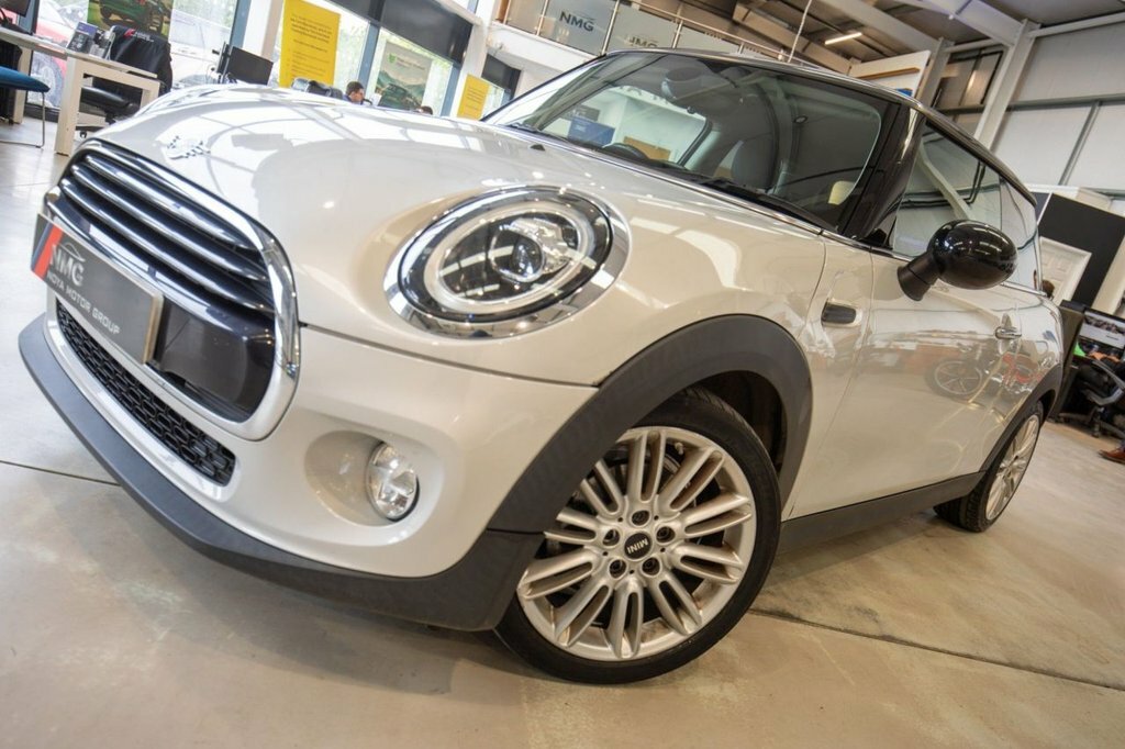 Mini Hatch 1.5L Cooper CV68EOK Silver #5