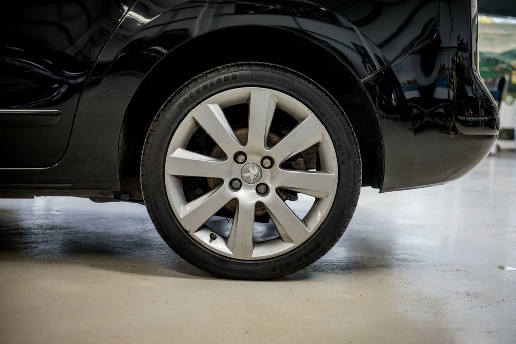 Peugeot 5008 2L Allure DN14SZP Black #5