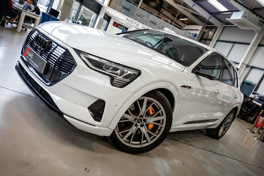 Audi E-tron Suv RV70WYM White #6