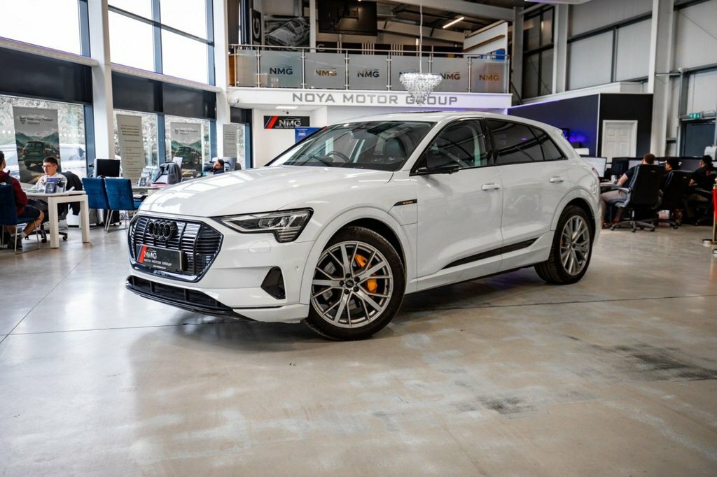 Audi E-tron Suv RV70WYM White #5