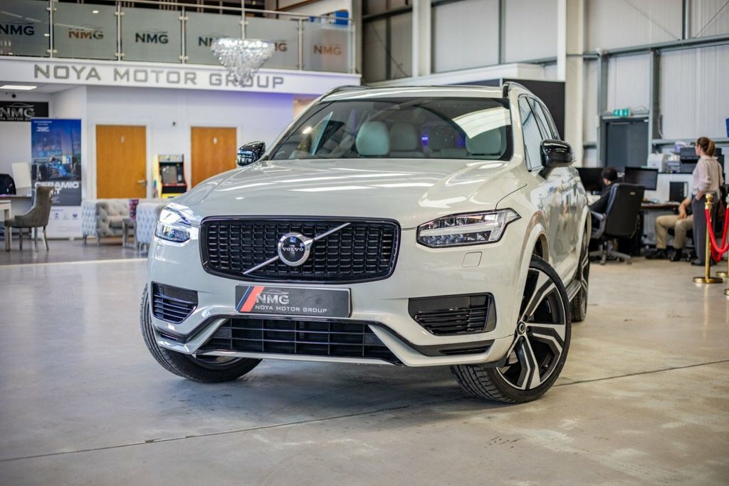 Volvo XC90 2L R-design BG71WFB Gold #4