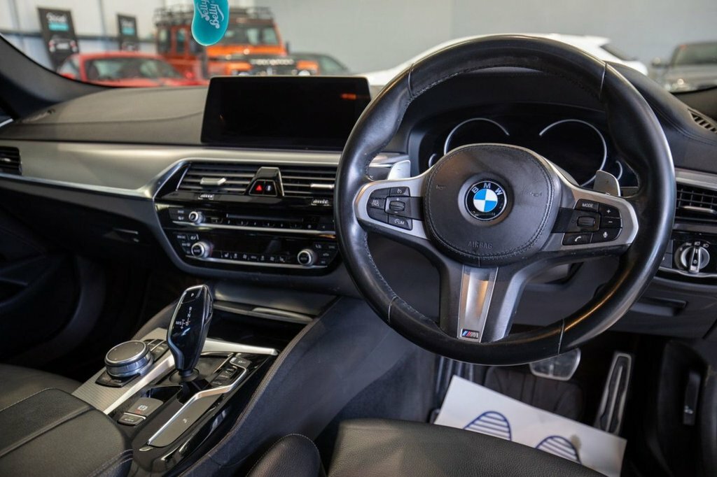 BMW 5 Series 2L M Sport XHZ6799 White #2