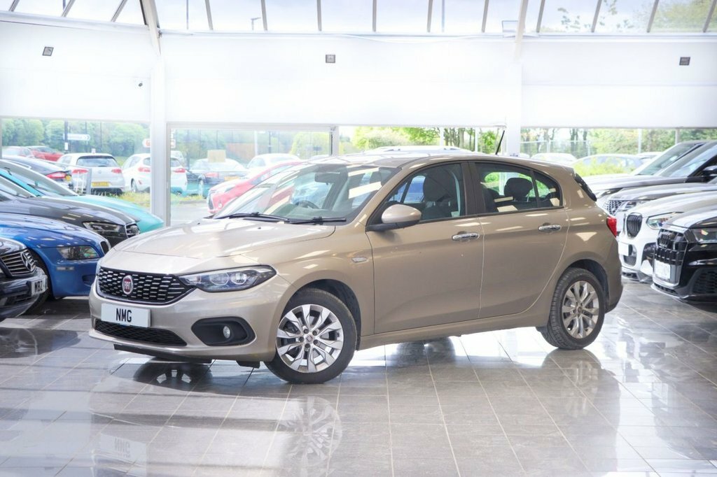 Fiat Tipo 1.6L Easy Plus Grey