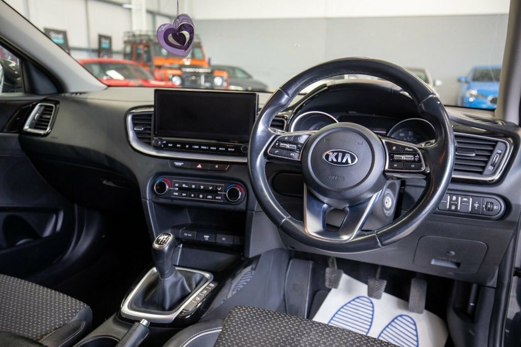 Kia Ceed 1.6L 3 Grey