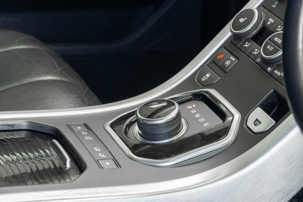 Land Rover Range Rover Evoque 2L Se Tech NA66WOH White #3