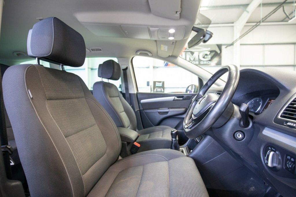 Volkswagen Sharan 2L Se Nav Gold #3