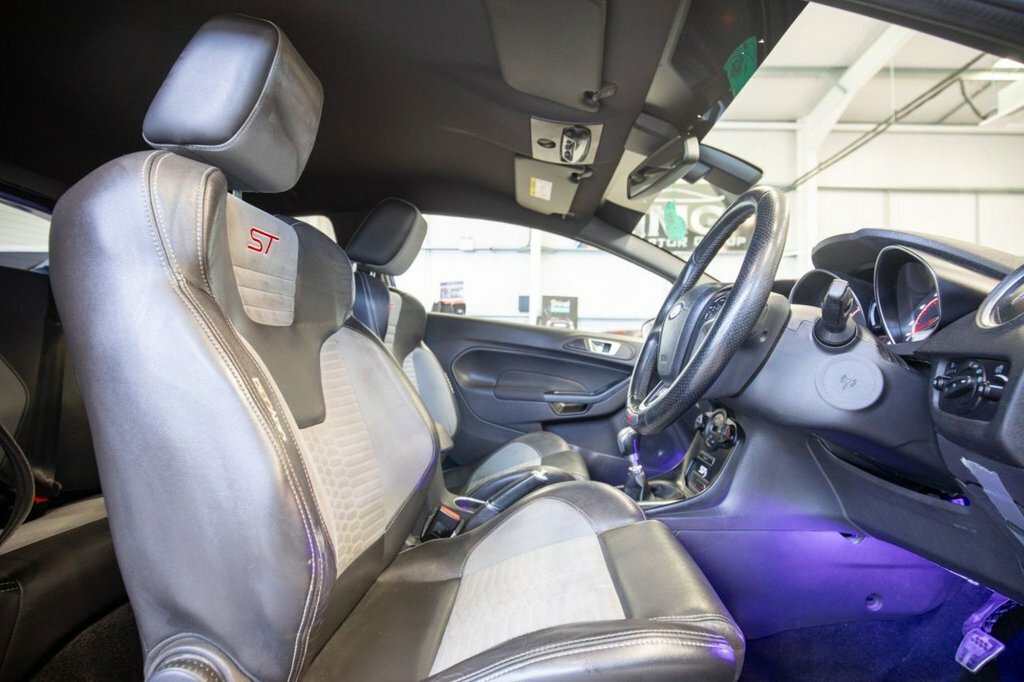 Ford Fiesta 1.6L St-3 LM16DYO Blue #2