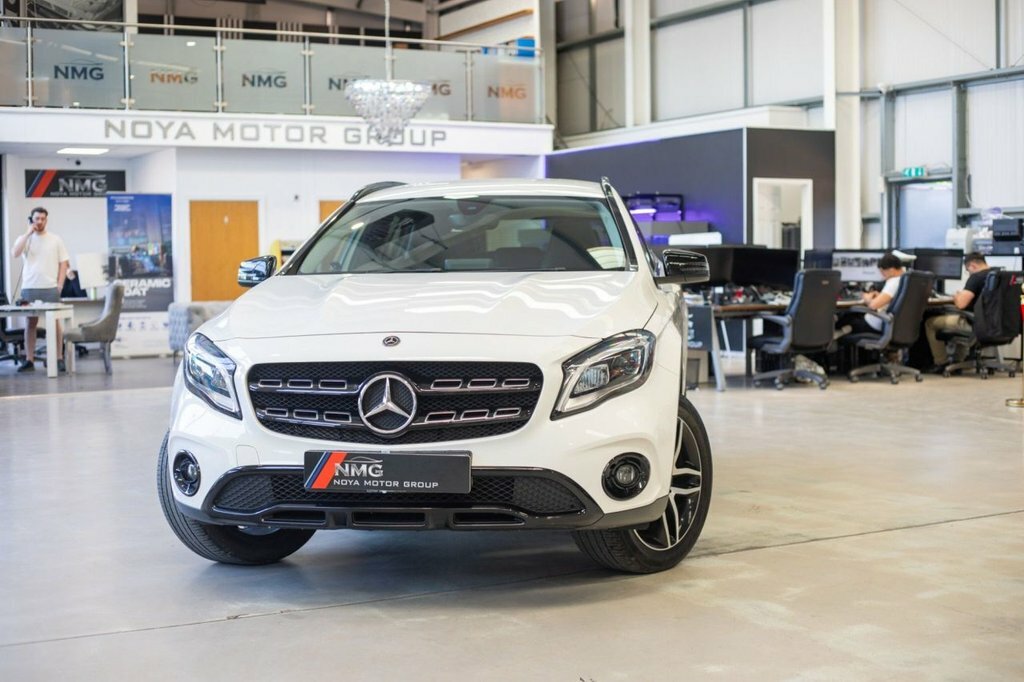 Mercedes-Benz GLA Class 1.6L Urban Edition KW68CXA White #4