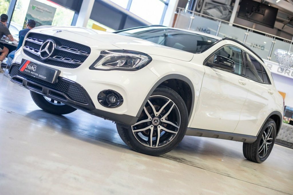Mercedes-Benz GLA Class 1.6L Urban Edition KW68CXA White #5