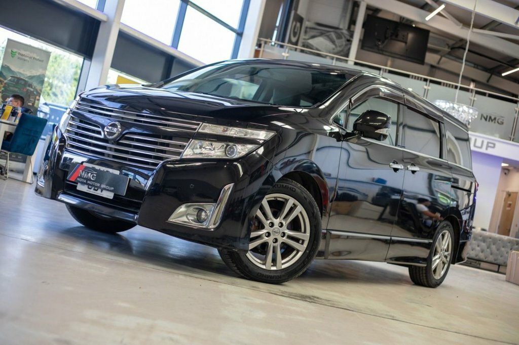 Nissan Elgrand Mpv Black #5