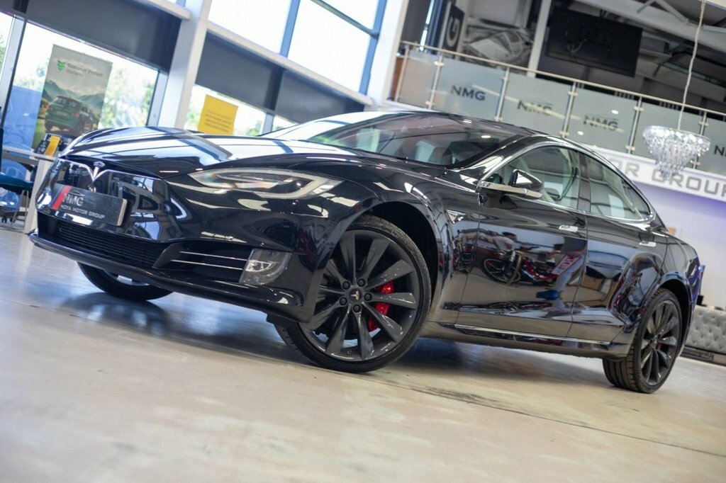 Tesla Model S Hatchback Black #4