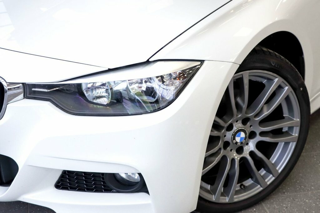 BMW 3 Series 2L M Sport YG15VUD White #5