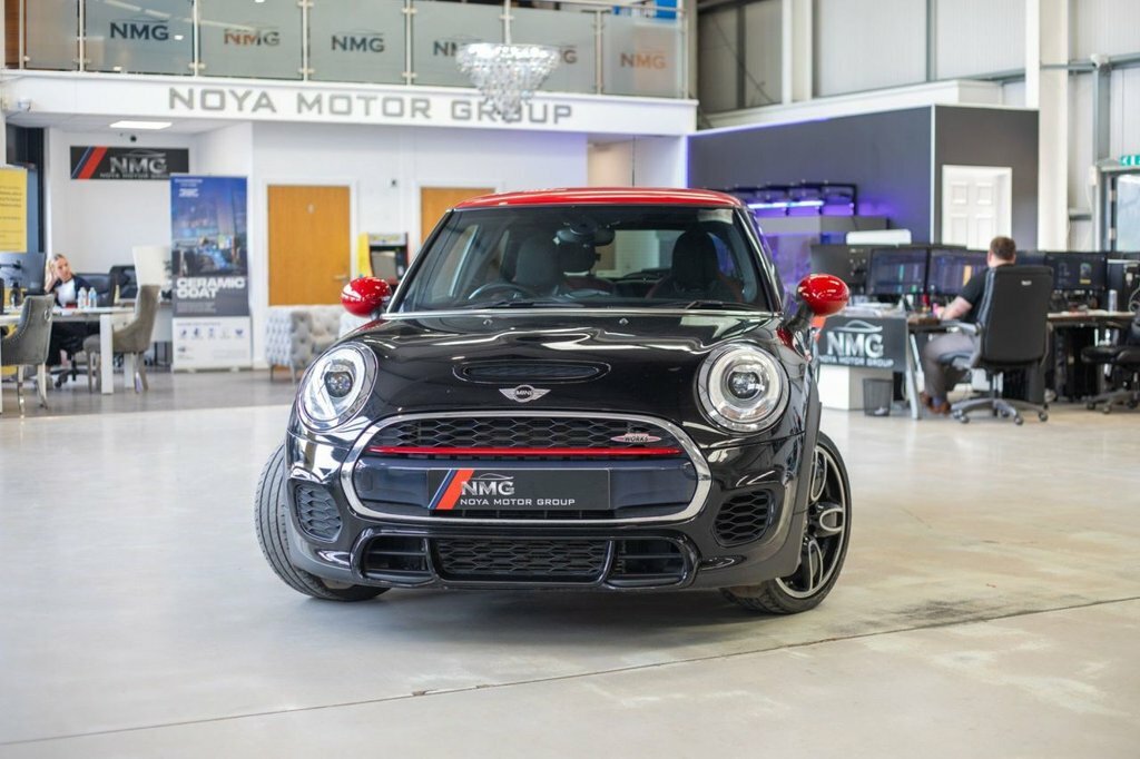 Mini Hatch 2L John Cooper Works AK67WRR Black #3