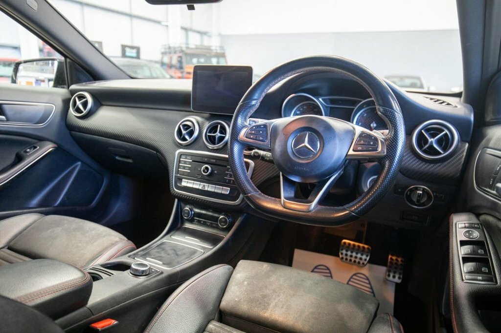 Mercedes-Benz A Class 2.1L Amg Line Black