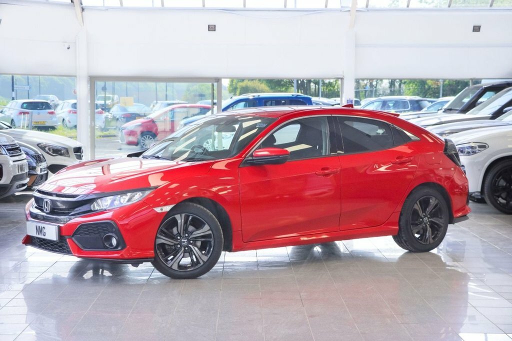 Honda Civic 1L Sr NC68NYV Red