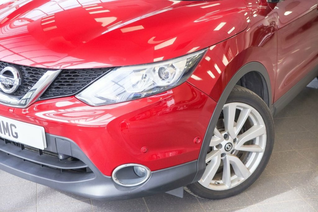 Nissan Qashqai 1.6L Tekna KT16NFC Red #5
