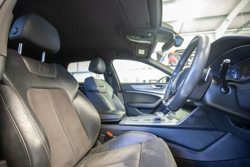 Audi A6 Avant 2L Black Edition MB19UEL White #2