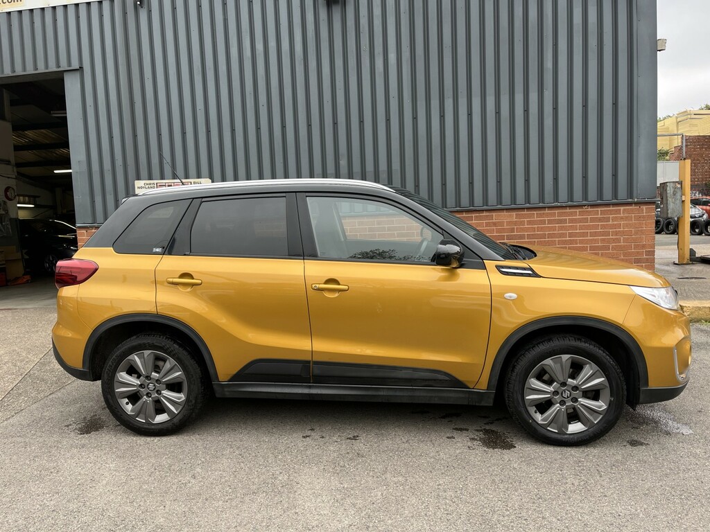Suzuki Vitara 1.0 Boosterjet Sz-t 2019 BA19ERK Yellow #2