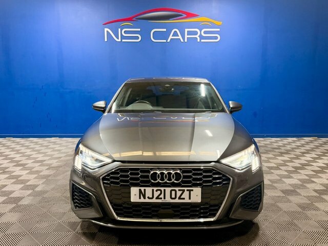 Audi A3 Tfsi 35 S Line NJ21OZT Grey #4