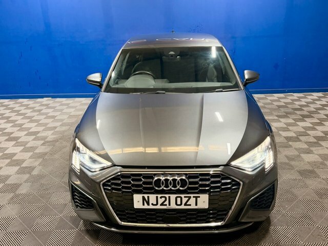 Audi A3 Tfsi 35 S Line NJ21OZT Grey #5