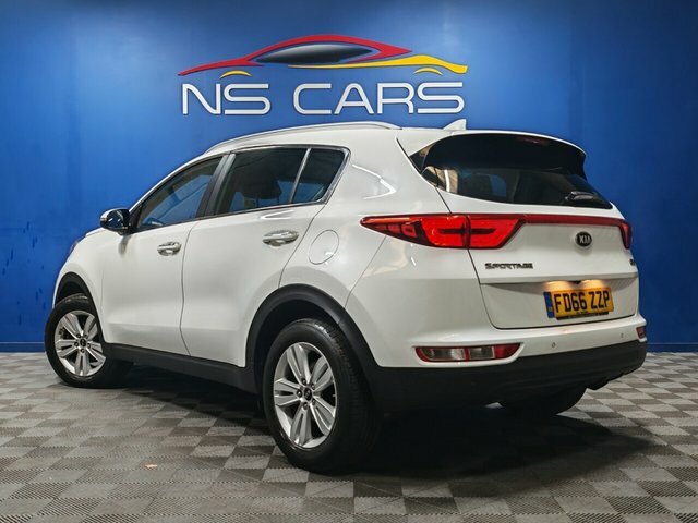 Kia Sportage Crdi 2 Suv FD66ZZP White #5