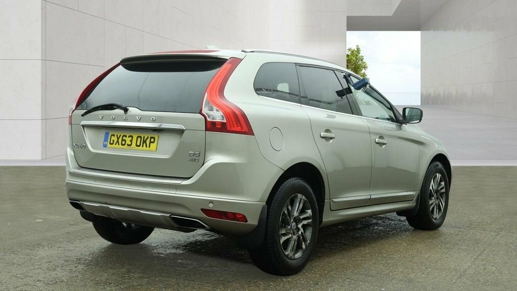 Volvo XC60 2.4 D5 Se Lux Nav Suv Geartronic Awd Eu GX63OKP Gold #5