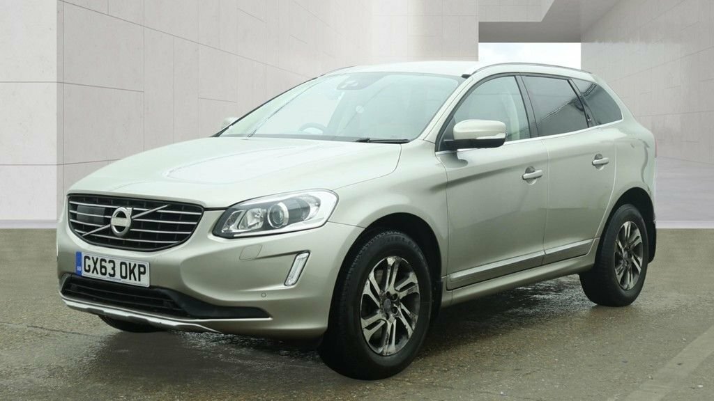 Volvo XC60 2.4 D5 Se Lux Nav Suv Geartronic Awd Eu GX63OKP Gold #4