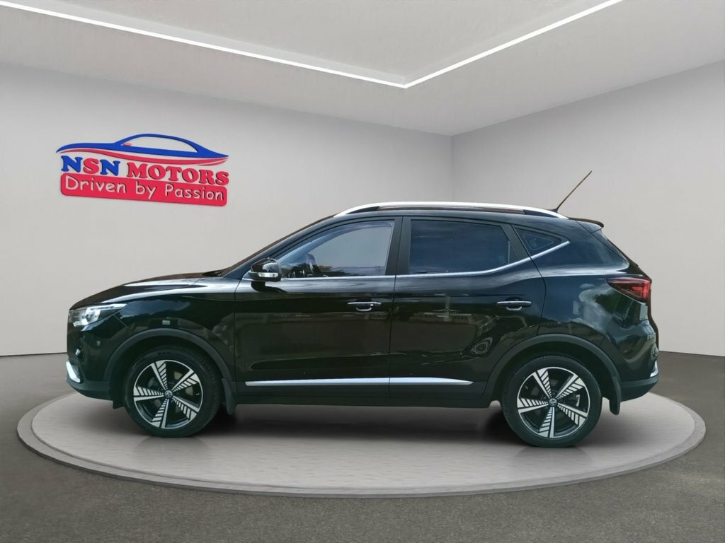 MG ZS 44.5Kwh Exclusive Suv 143 Ps LX71OGN Black #3