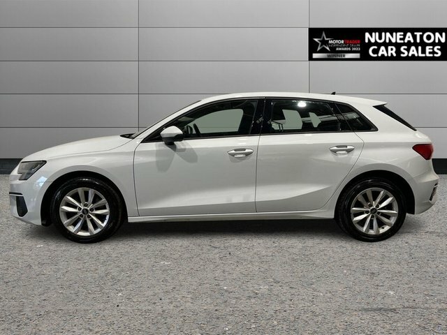 Audi A3 1.5 Tfsi 35 Technik Sportback Eu CU72UFW White #6