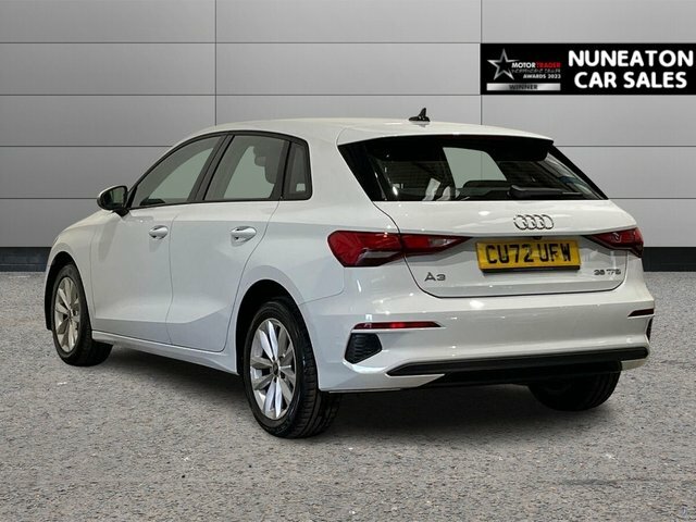 Audi A3 1.5 Tfsi 35 Technik Sportback Eu CU72UFW White #5