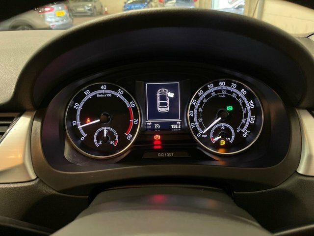 Skoda Rapid 1.0 Tsi 95 Se Tech Grey #17