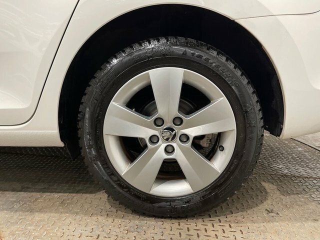 Skoda Rapid 1.0 Tsi 95 Se Tech Grey #21