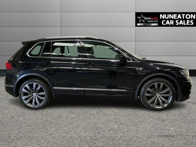 Volkswagen Tiguan 2.0 Tdi R-line Suv Euro 6 Ss KW18YXD Black #2